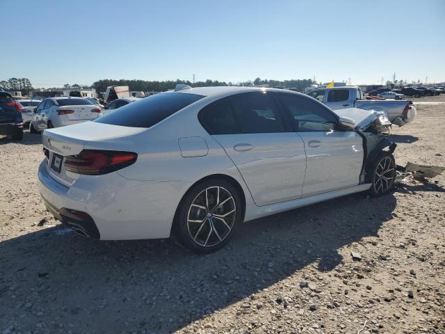  BMW 5 SERIES 2022 Белы
