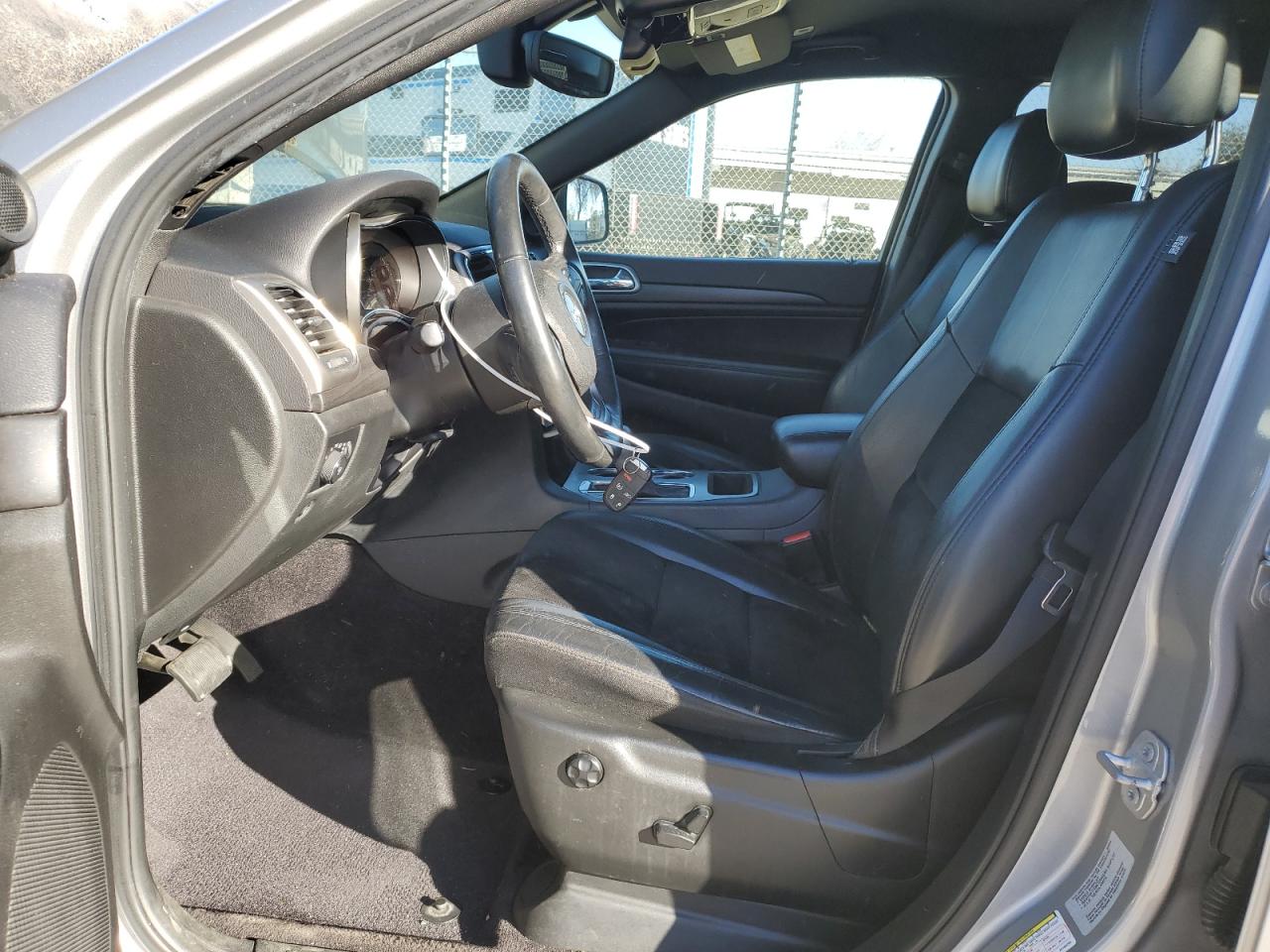 2018 Jeep Grand Cherokee - Image 7
