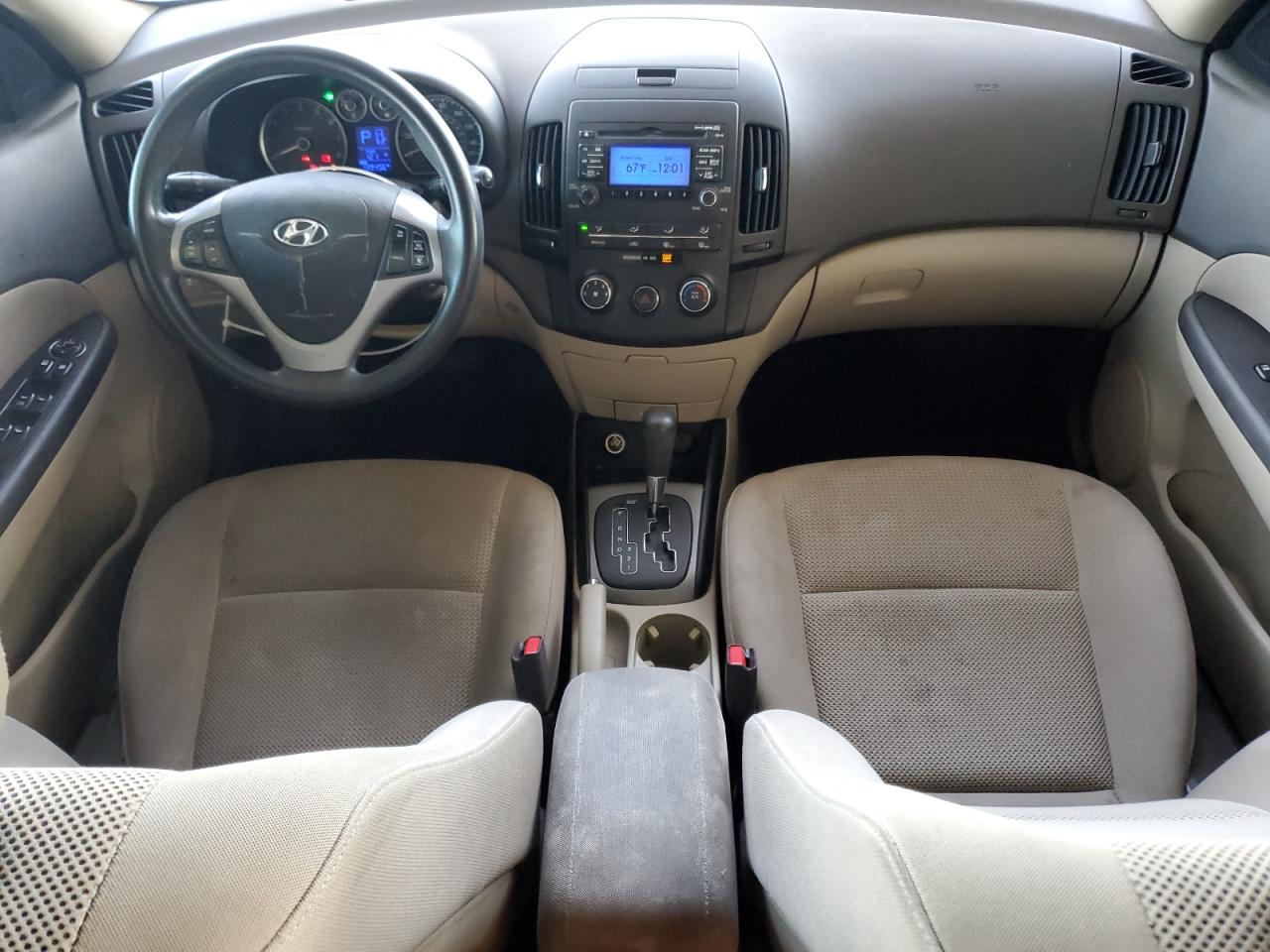 2012 Hyundai Elantra - Image 8
