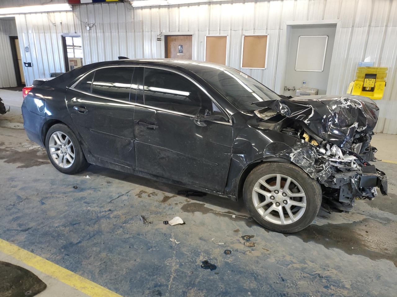 2015 Chevrolet Malibu - Image 4