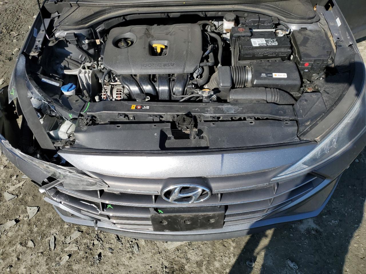 2019 Hyundai Elantra - Image 11