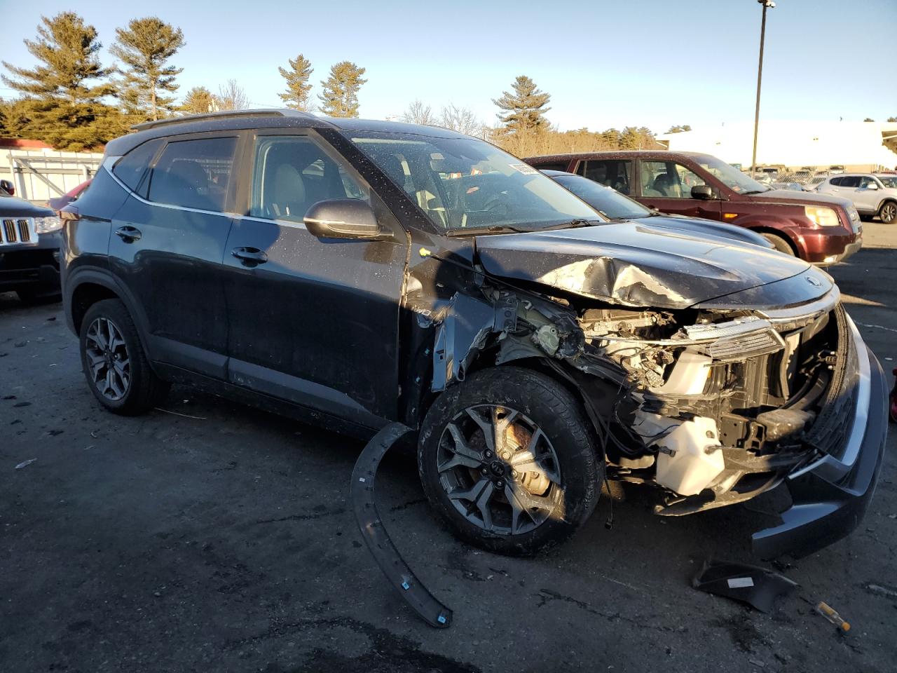 2021 Kia Seltos - Image 4