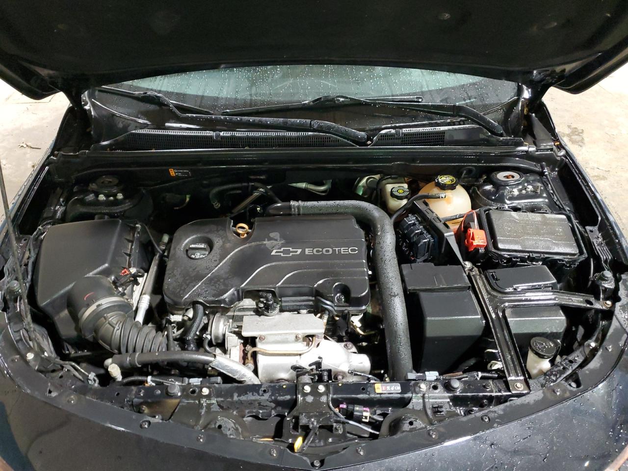2017 Chevrolet Malibu - Image 11
