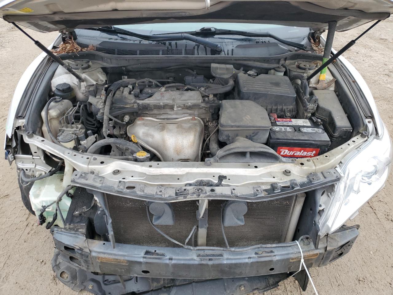 2011 Toyota Camry - Image 11