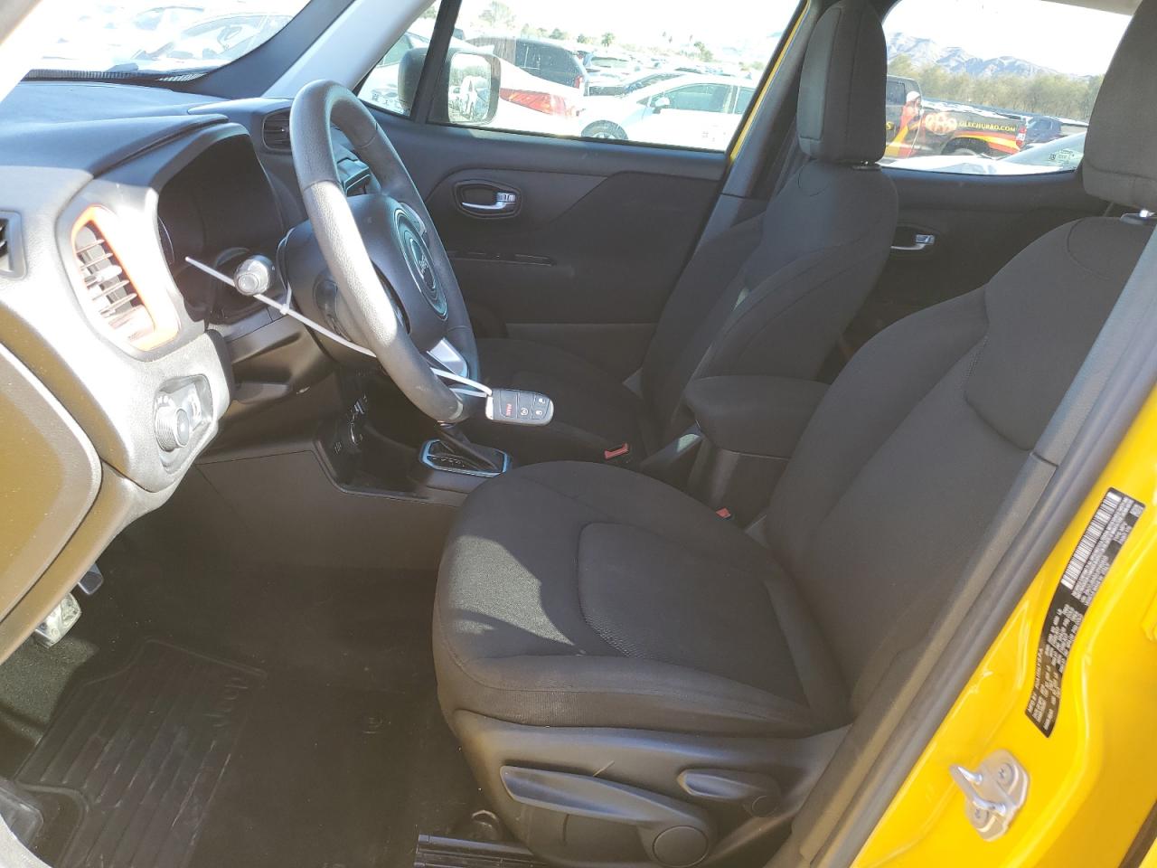 2018 Jeep Renegade - Image 7