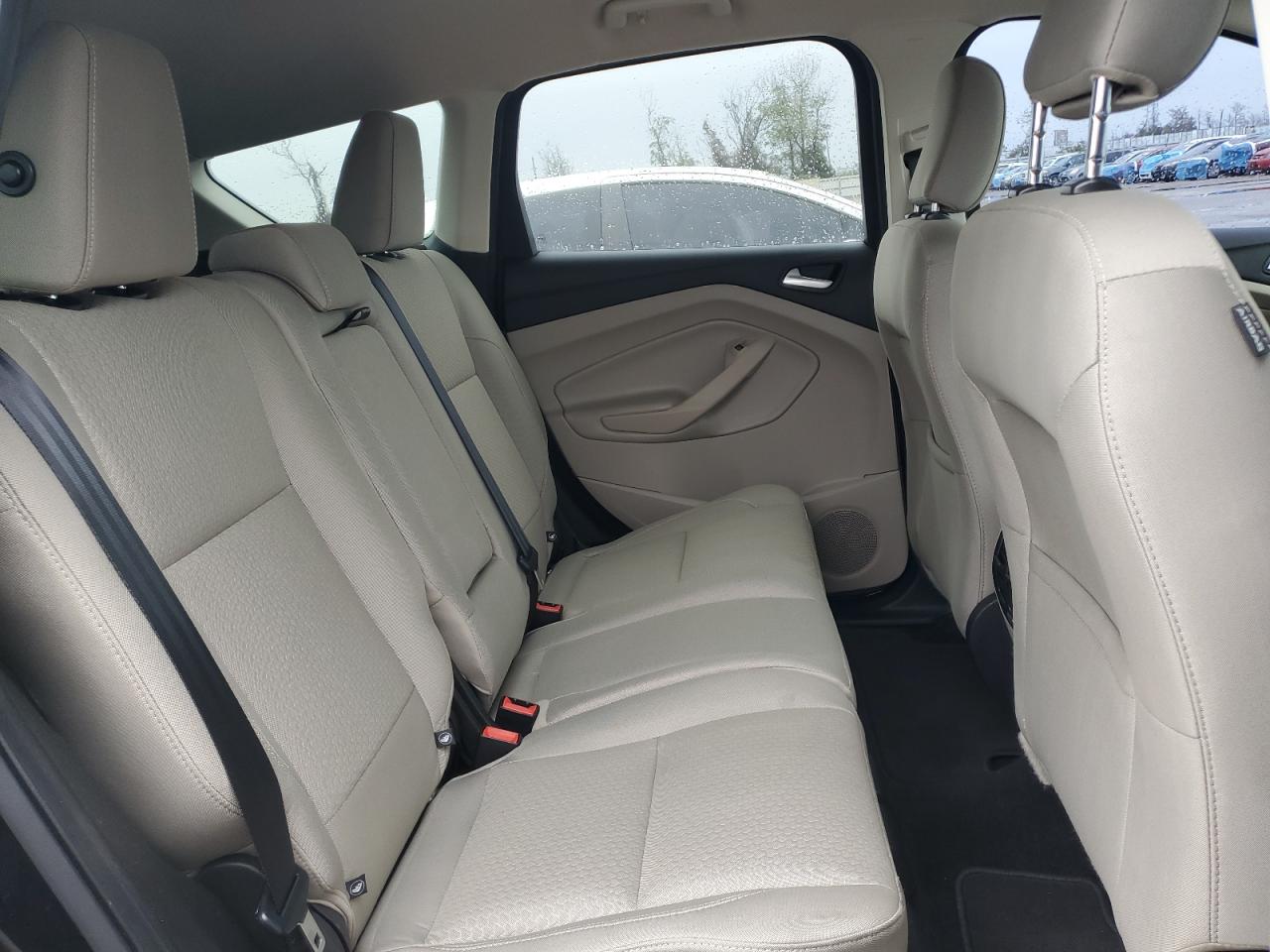2019 Ford Escape - Image 11