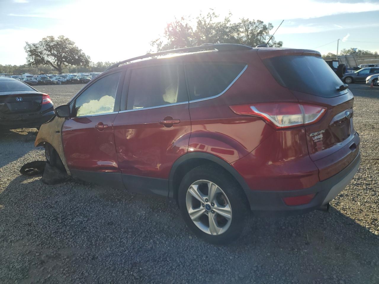 VIN 1FMCU0GX5DUD22289 2013 FORD ESCAPE no.2