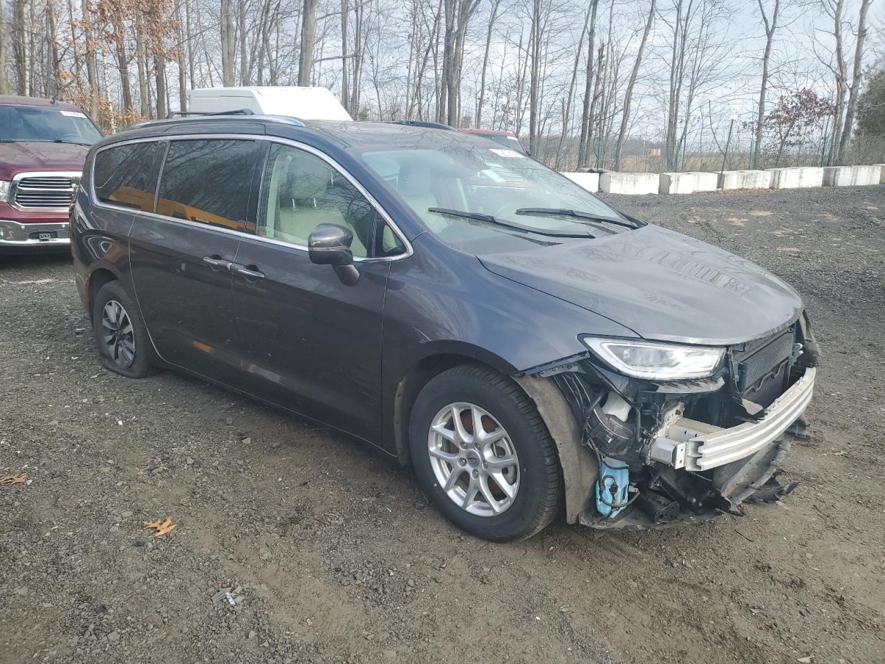 2021 Chrysler Pacifica - Image 4