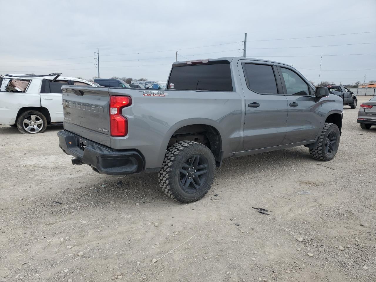 2021 Chevrolet Silverado - Image 3