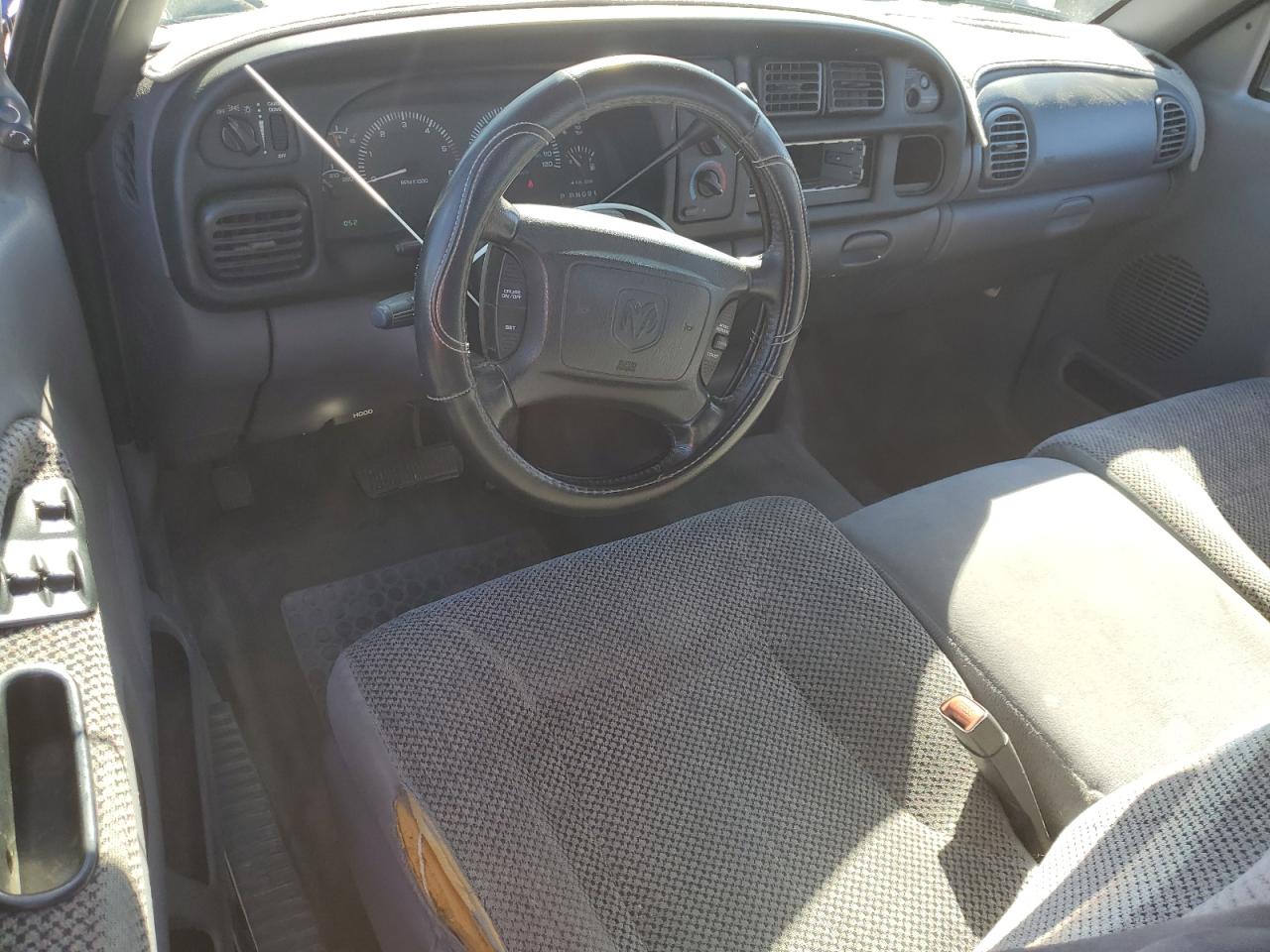 2001 Dodge RAM - Image 8