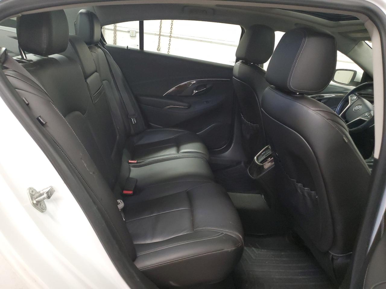2016 Buick LaCrosse - Image 10