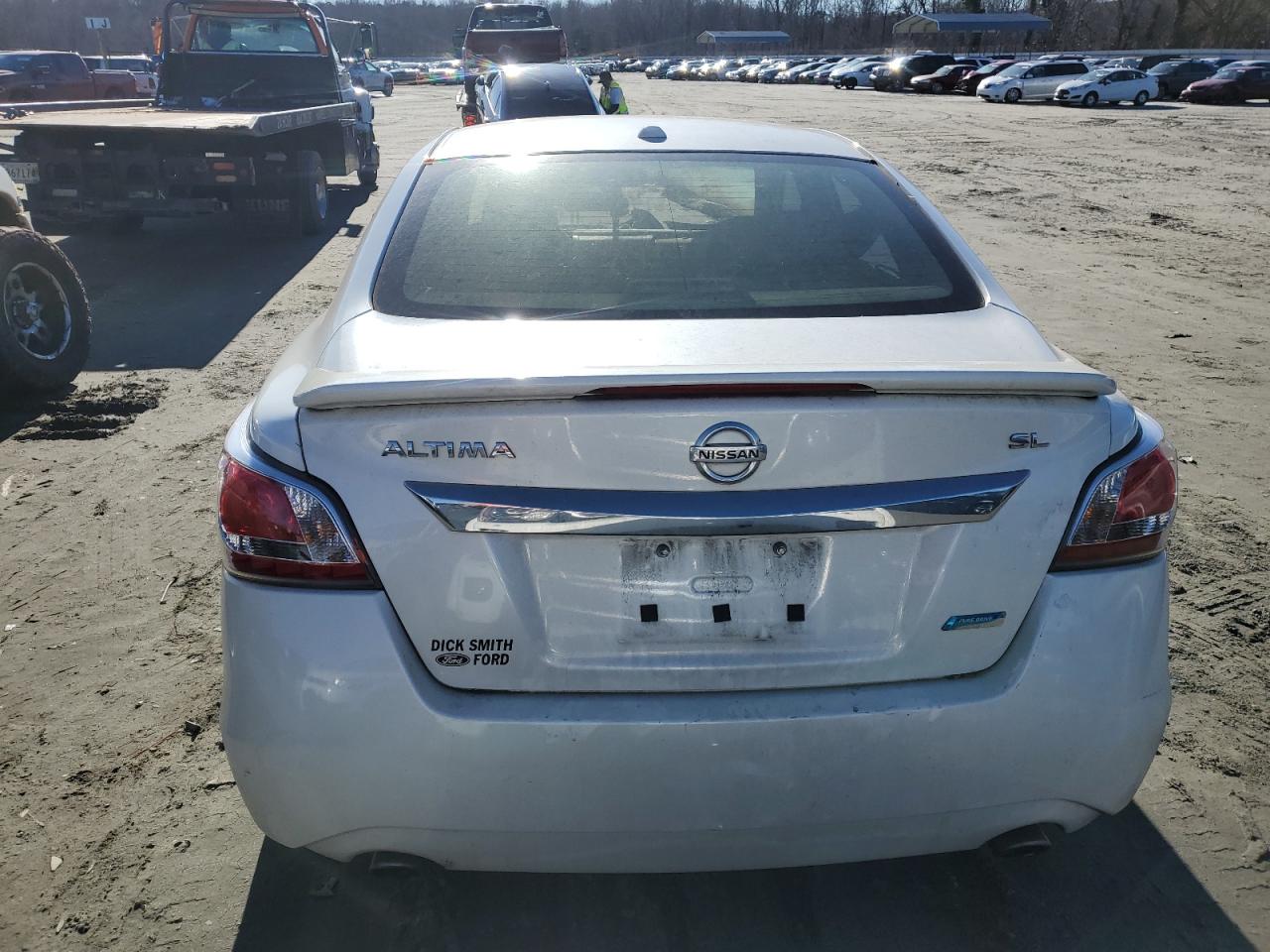 2014 Nissan Altima - Image 6