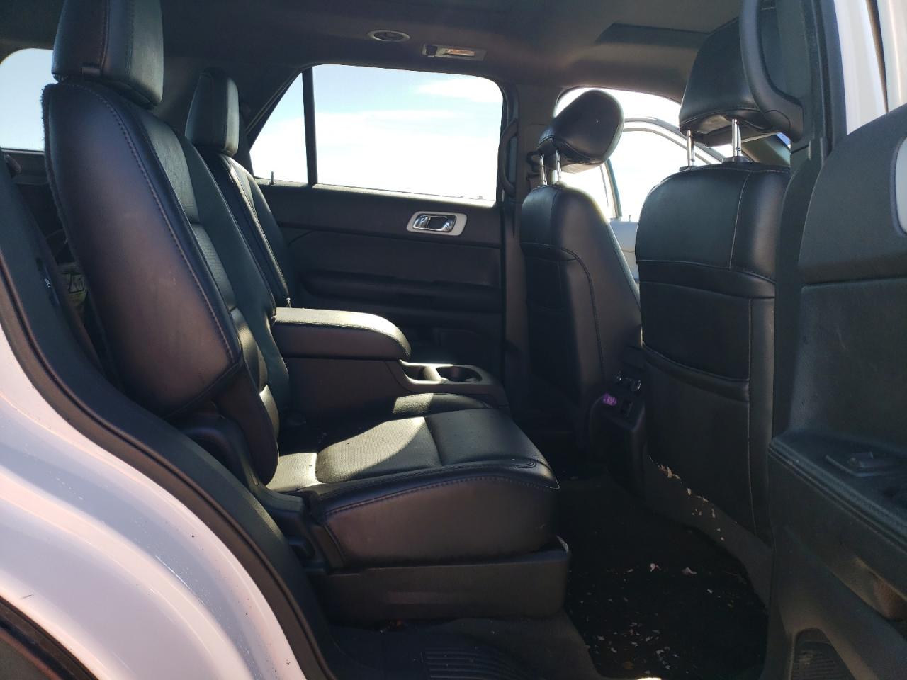2014 Ford Explorer - Image 11