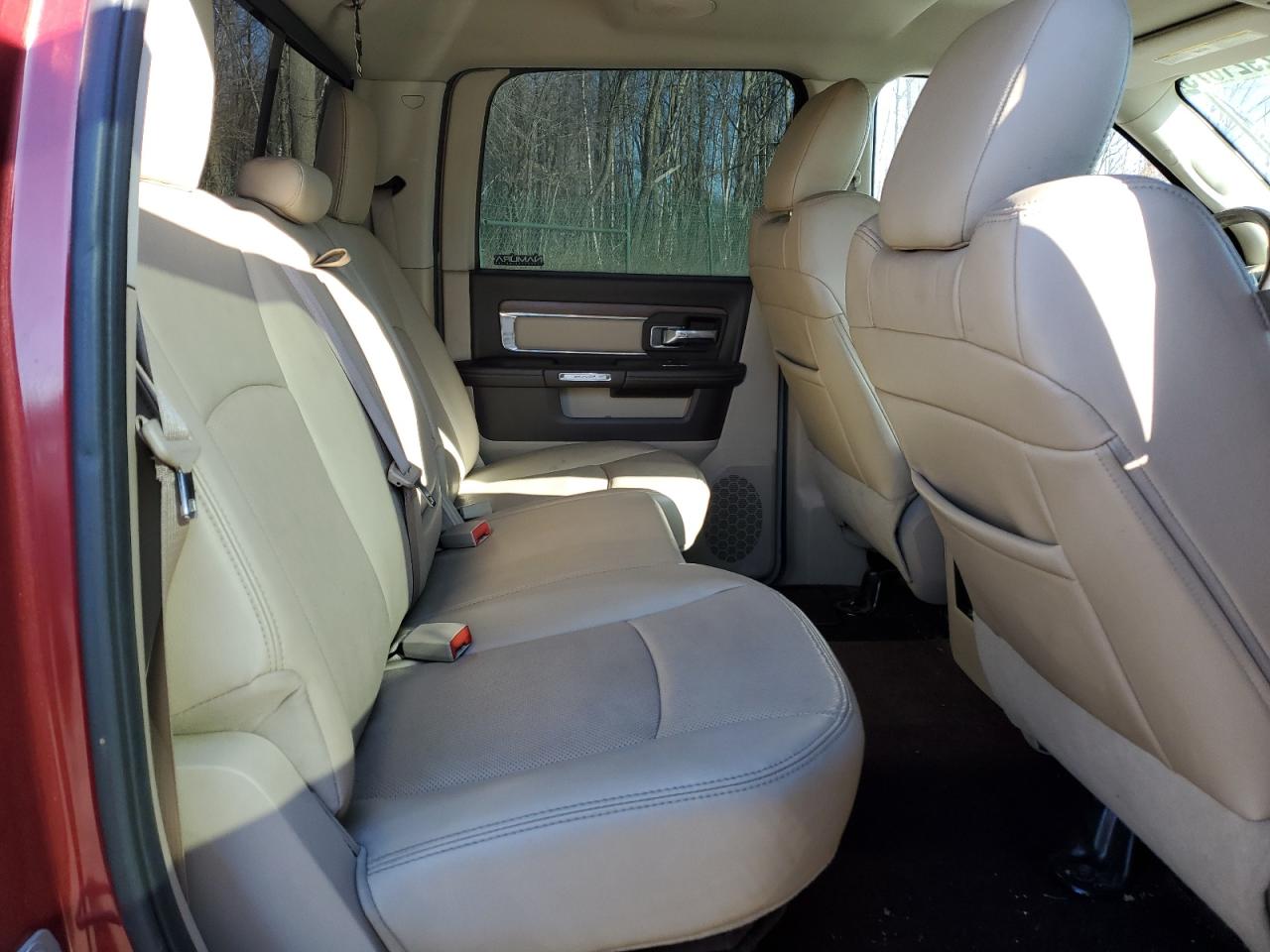 2014 RAM 1500 - Image 10