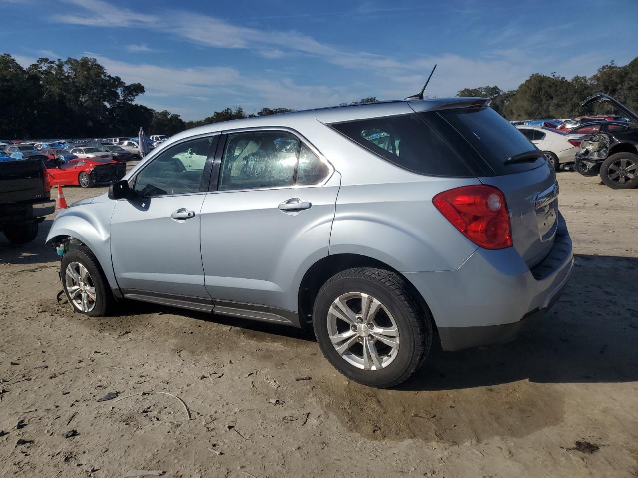2014 Chevrolet Equinox - Image 2