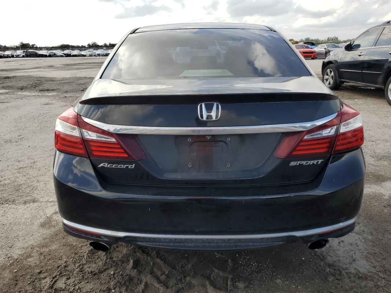 2017 Honda Accord - Image 6