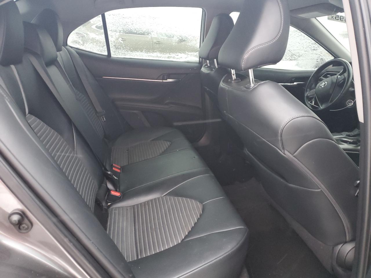 2021 Toyota Camry - Image 11