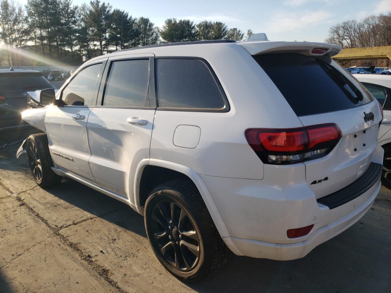 2021 Jeep Grand Cherokee - Image 2