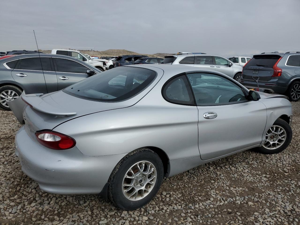 1999 Hyundai Tiburon - Image 3