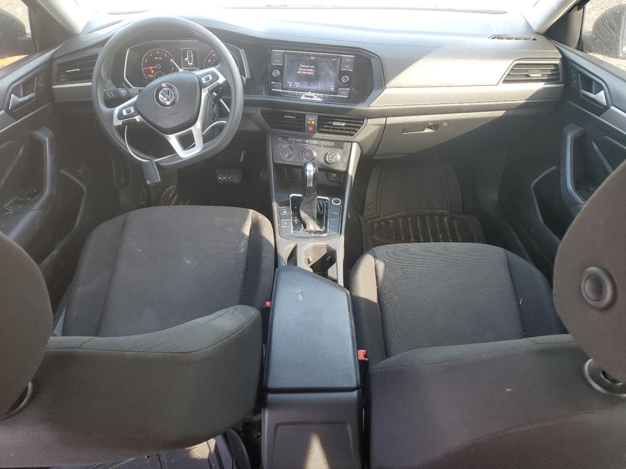 2019 Volkswagen Jetta - Image 8