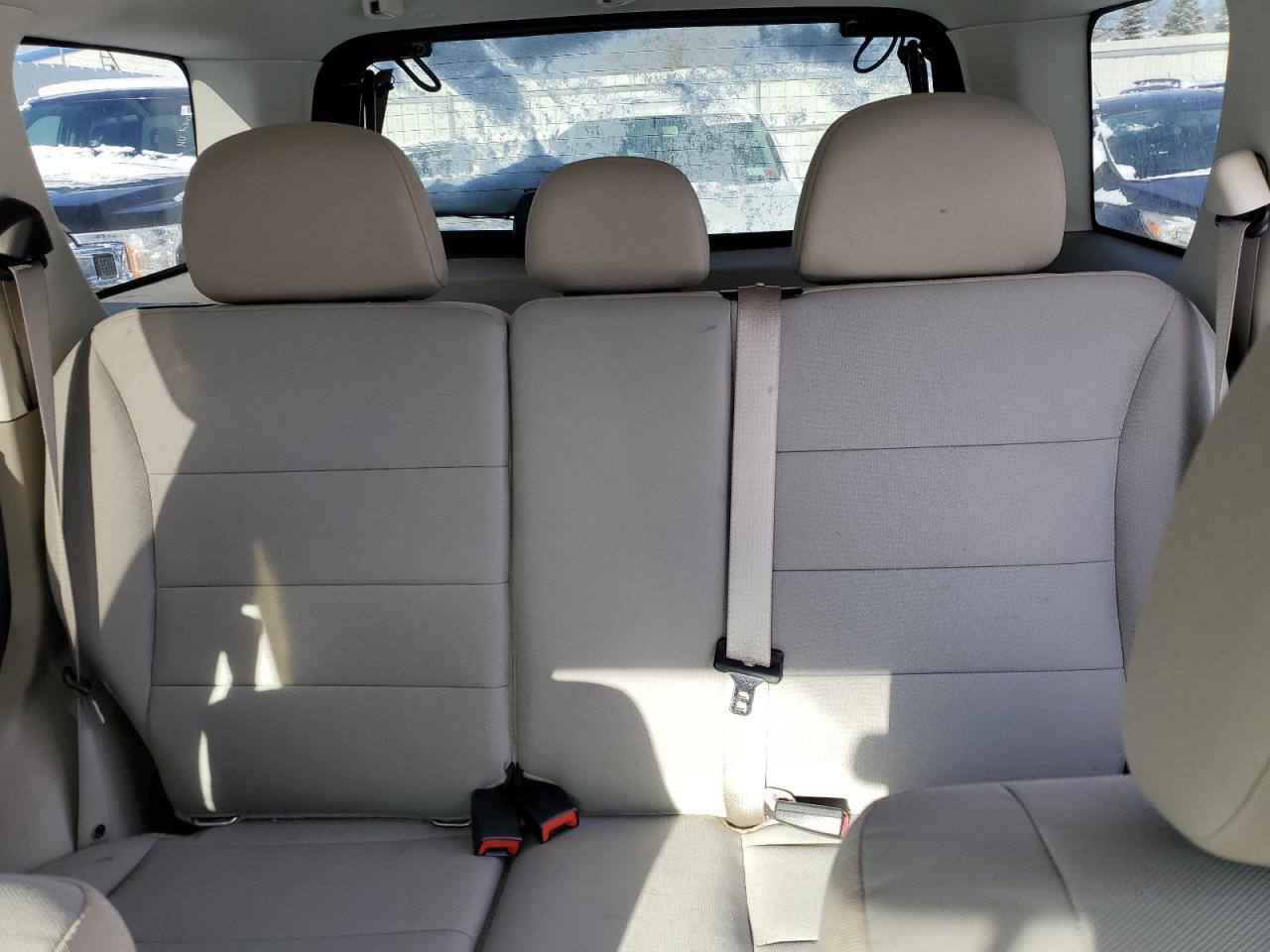 2012 Ford Escape - Image 10