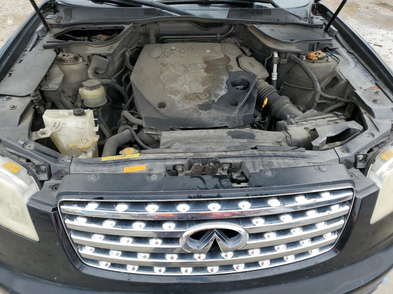 2005 Infiniti FX - Image 14