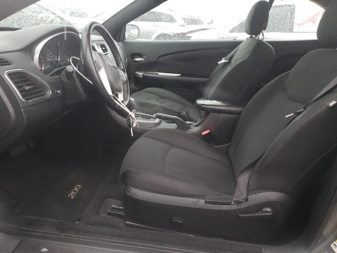 2011 Chrysler 200 - Image 7
