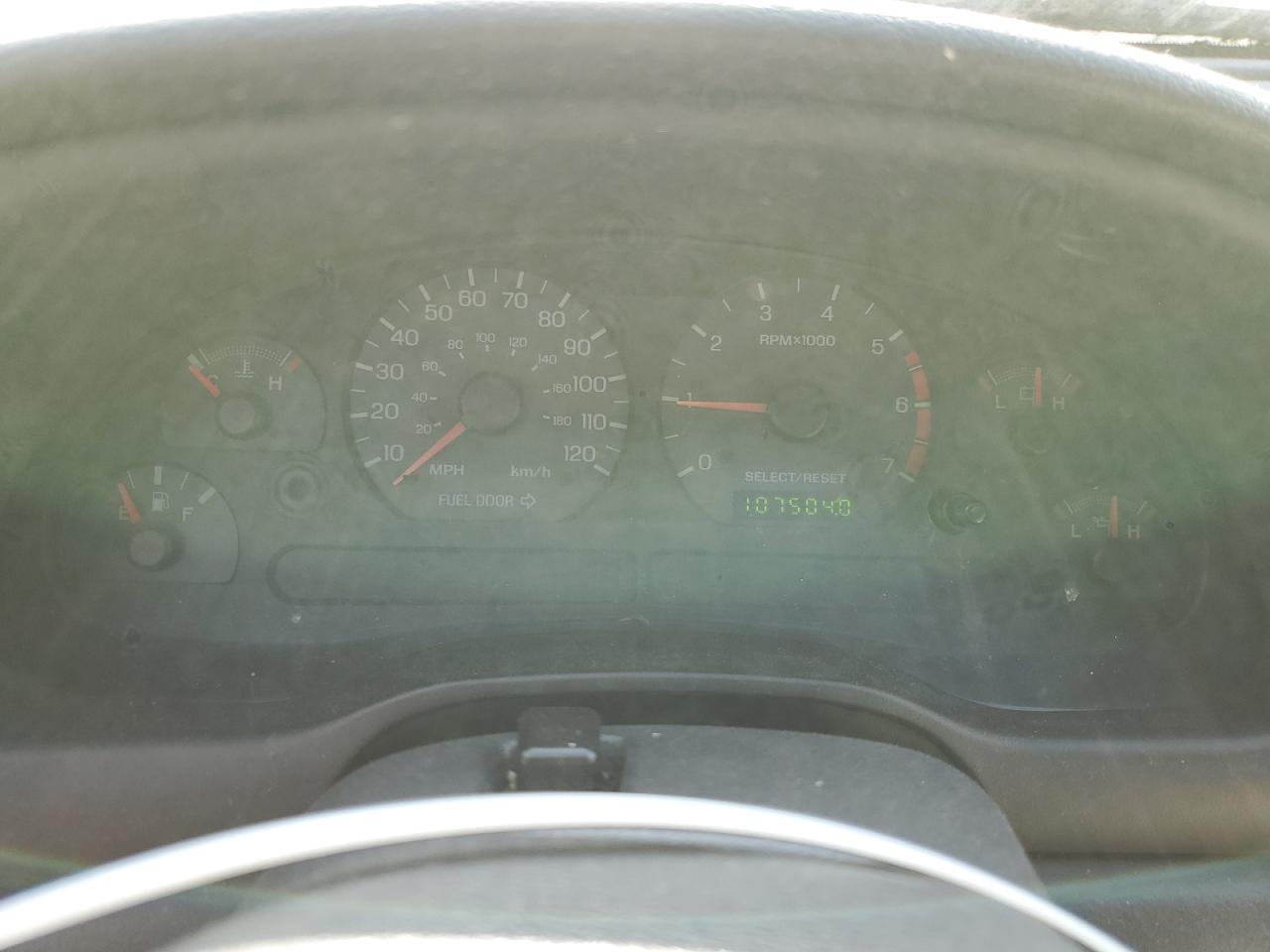 2004 Ford Mustang - Image 9