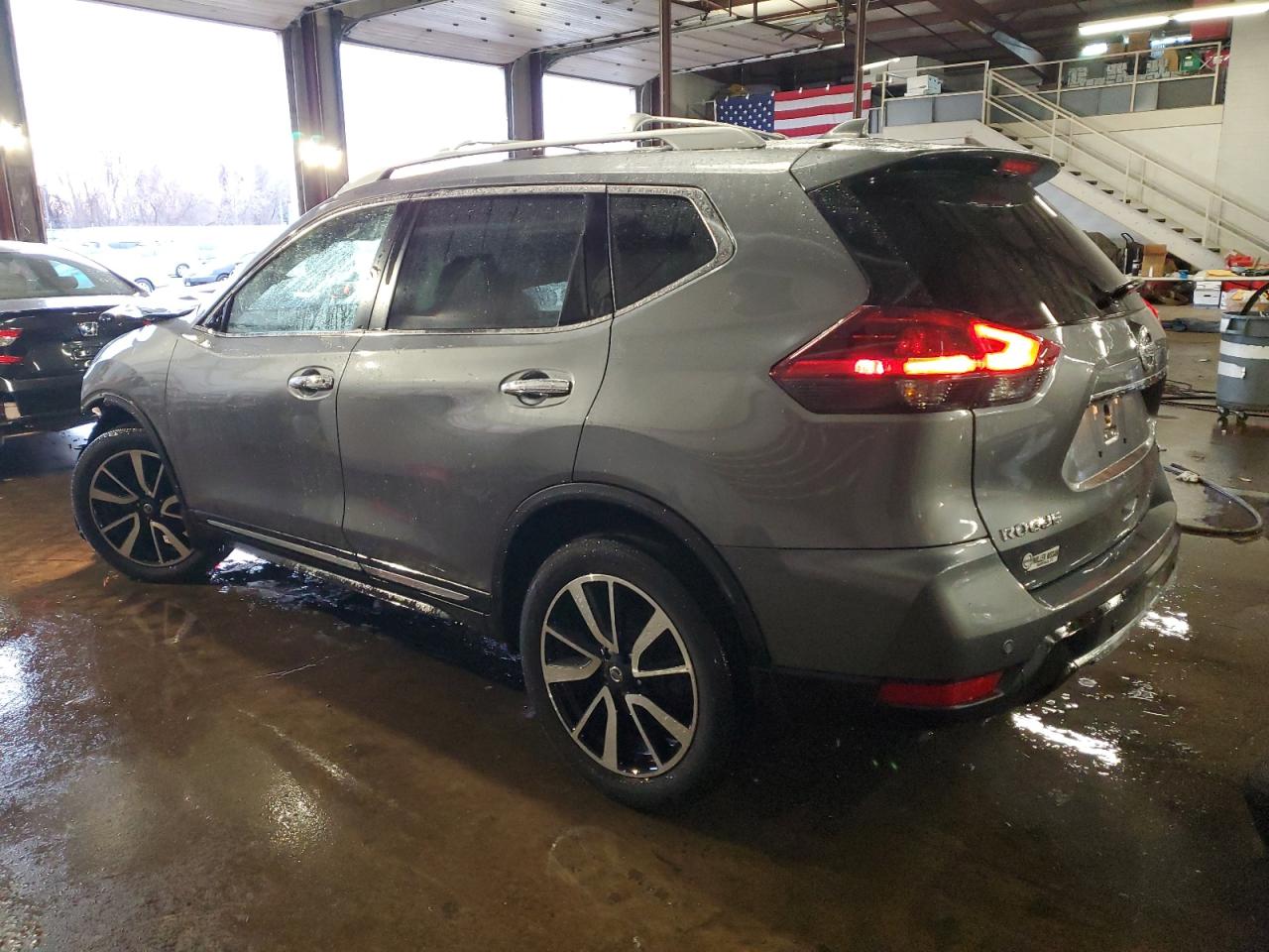 2020 Nissan Rogue - Image 2