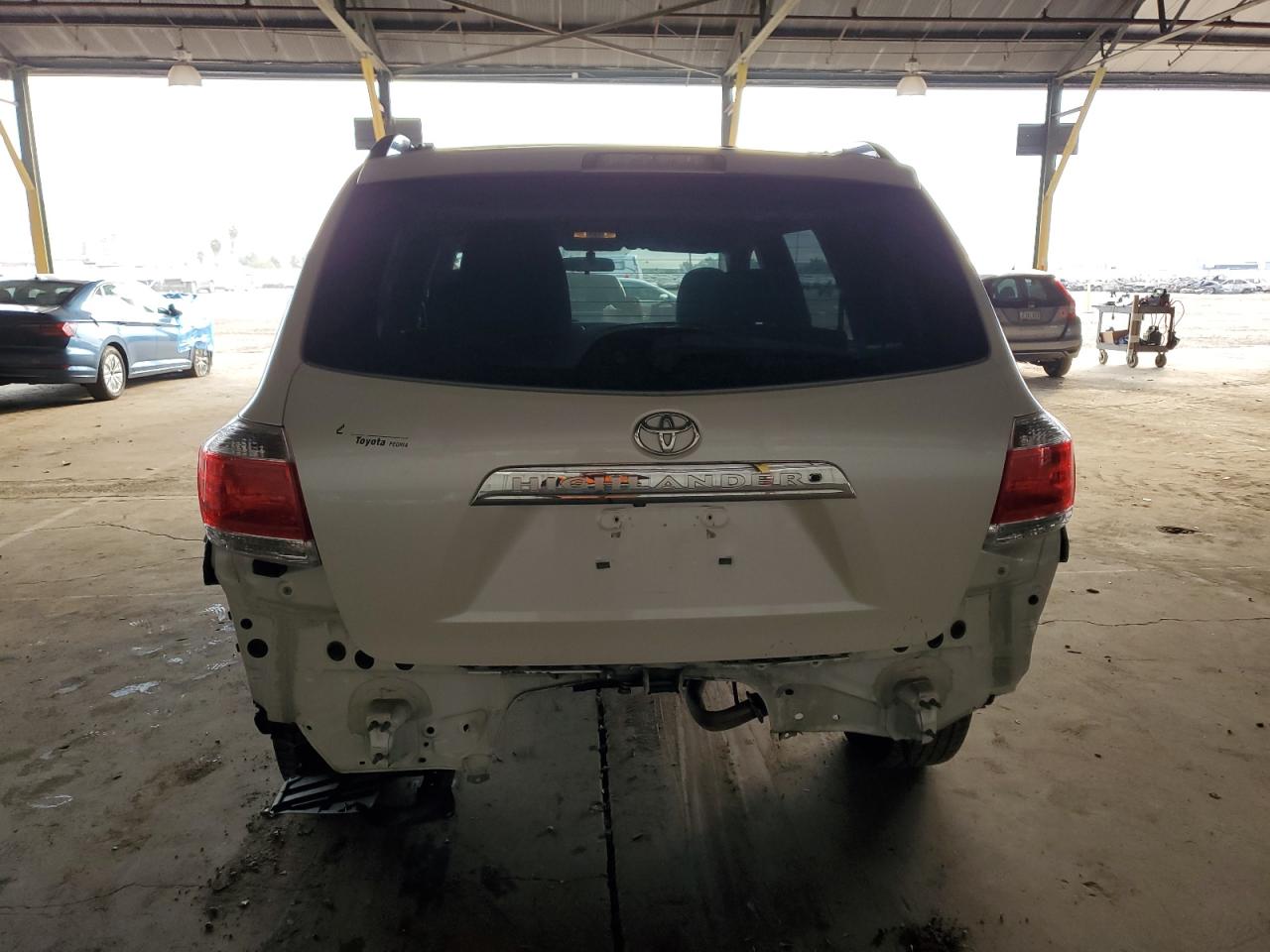 2012 Toyota Highlander - Image 6