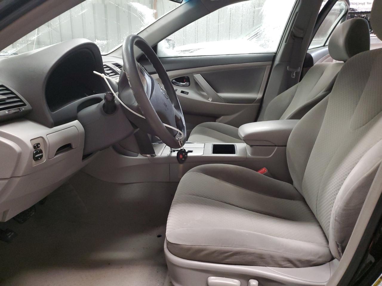 2009 Toyota Camry - Image 7