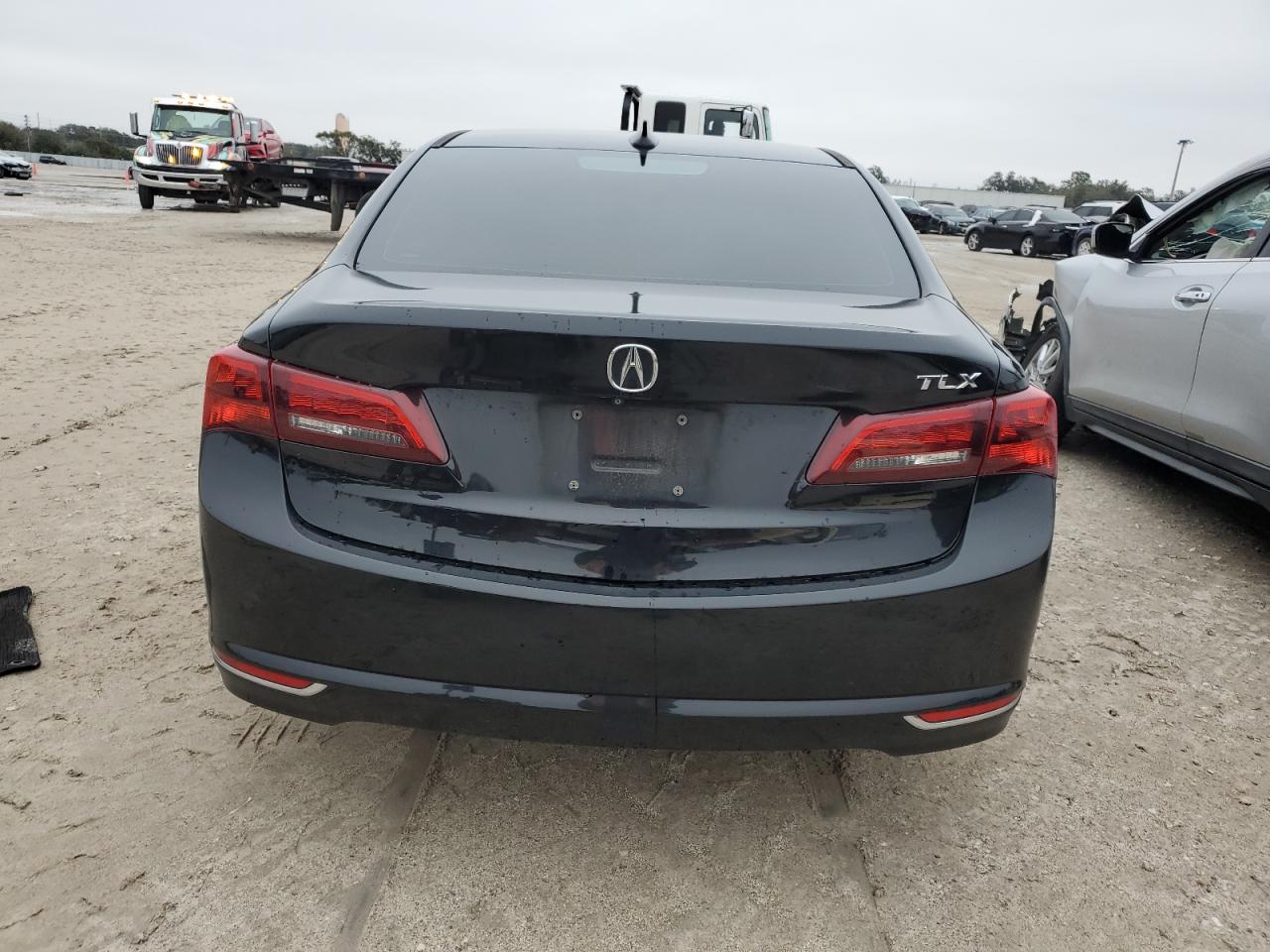 2017 Acura TLX - Image 6