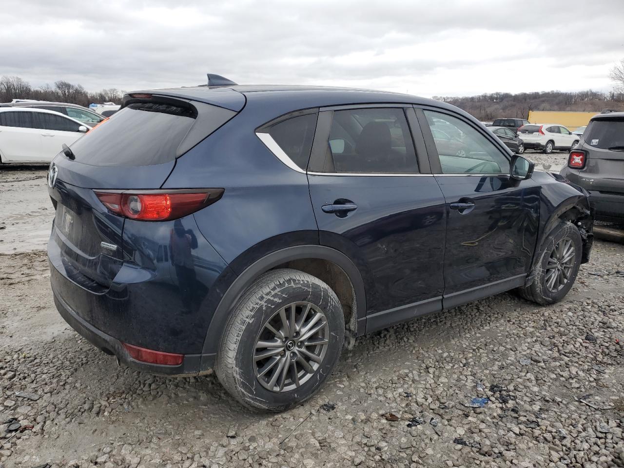 2017 Mazda CX-5 - Image 3
