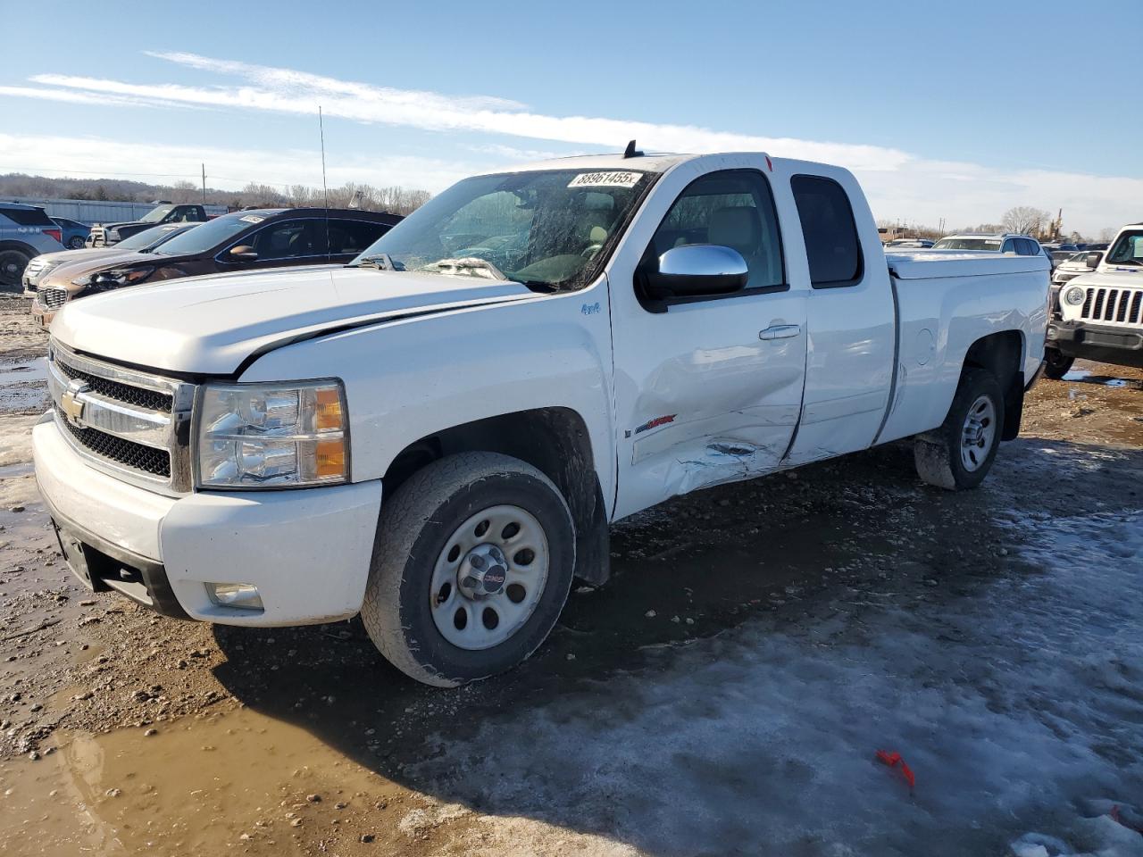 2007 Chevrolet Silverado - Image 1