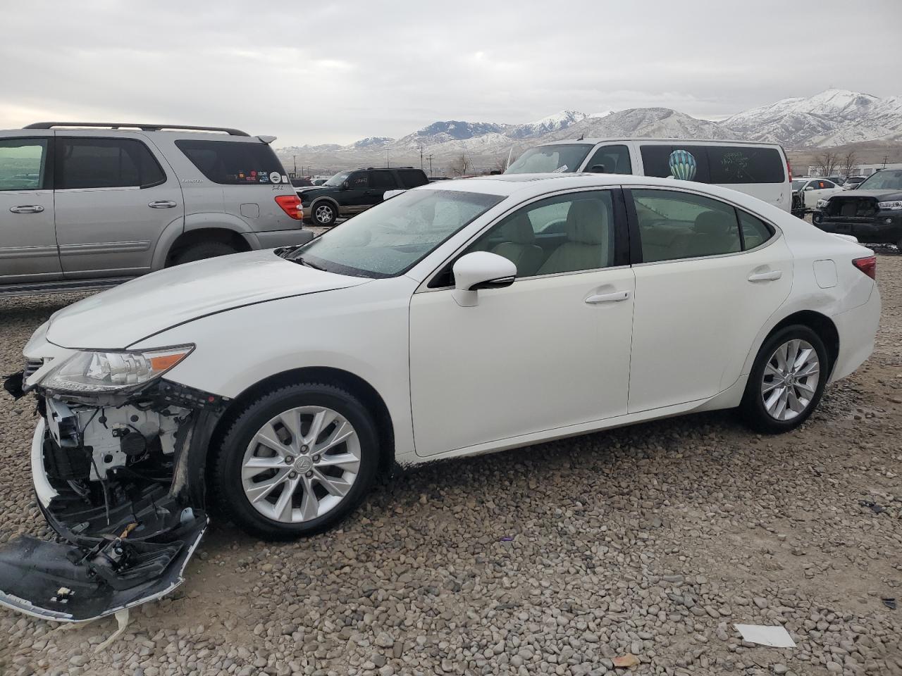 2013 Lexus ES - Image 1