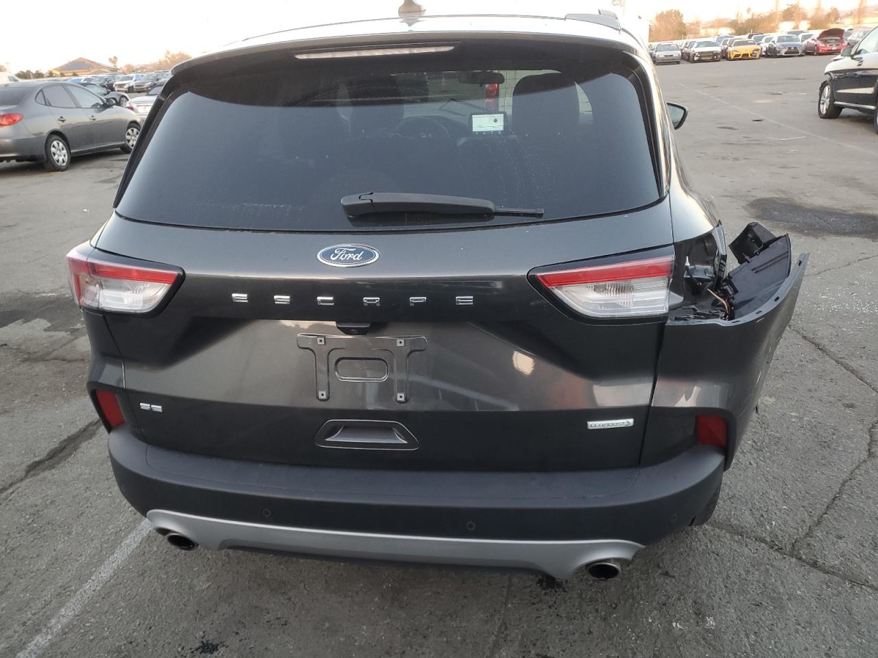 2020 Ford Escape - Image 6