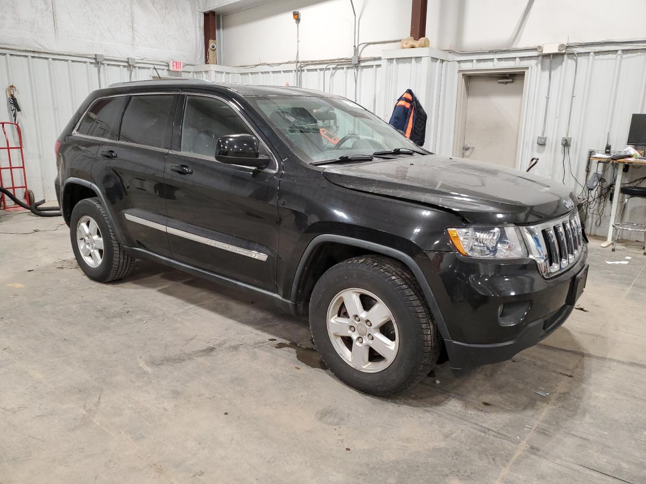 2012 Jeep Grand Cherokee - Image 4
