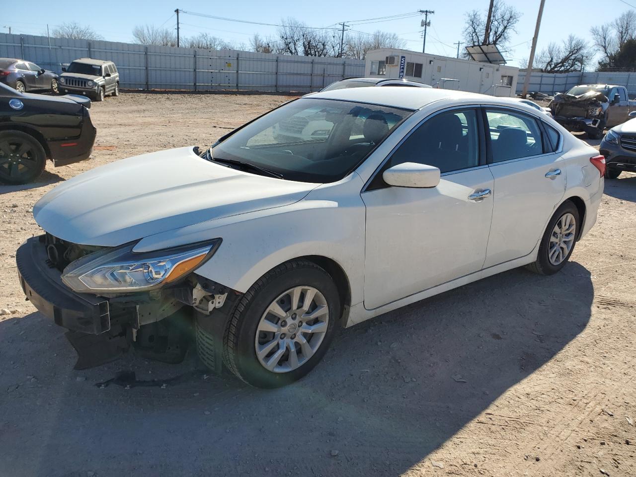 2017 Nissan Altima - Image 1