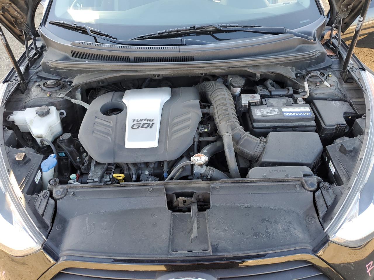 2013 Hyundai Veloster - Image 11