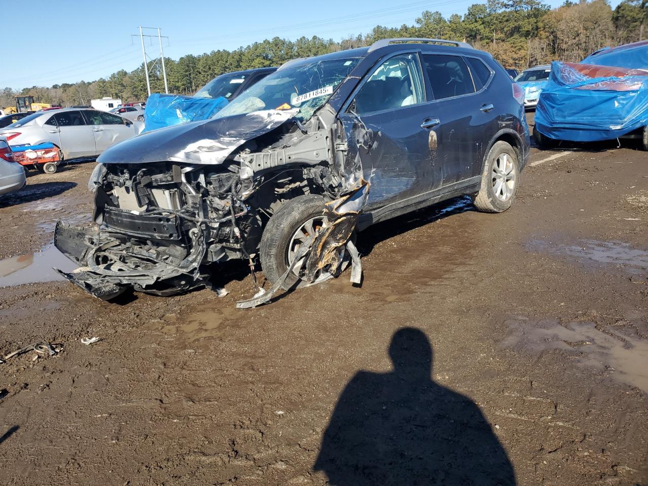 2016 Nissan Rogue - Image 1