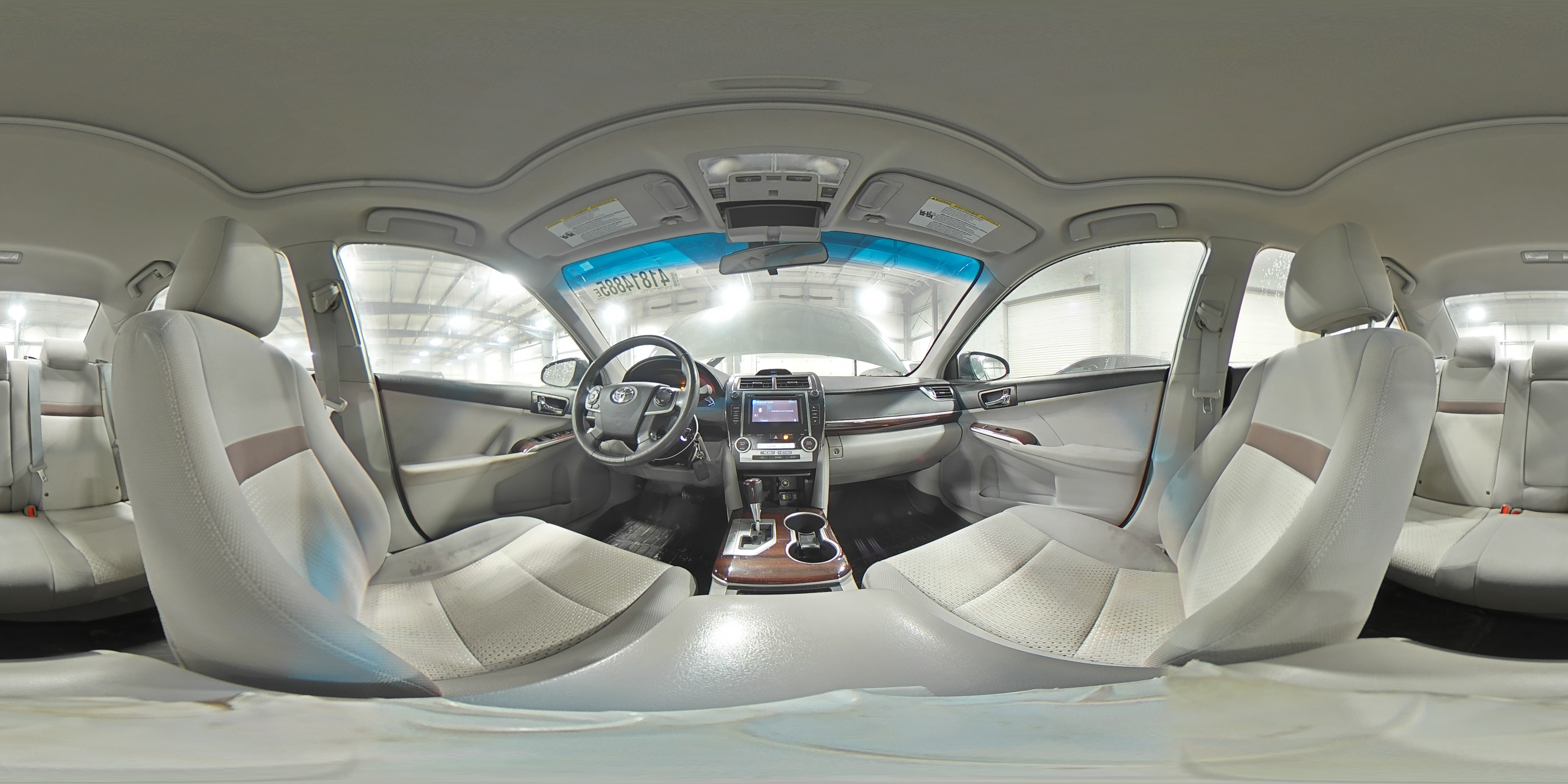 2012 Toyota Camry - Image 14