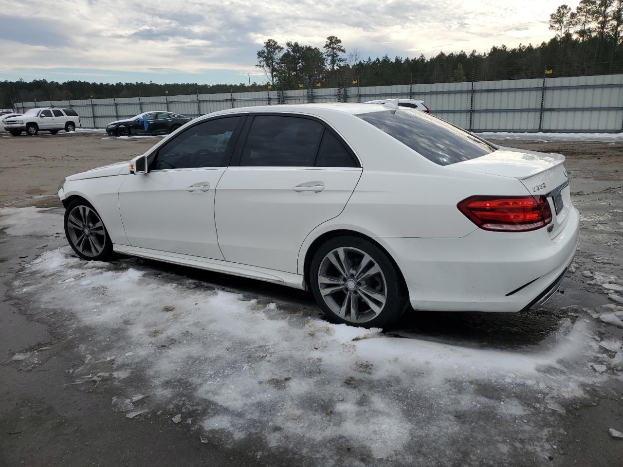 2014 Mercedes-Benz E-klasse - Image 2