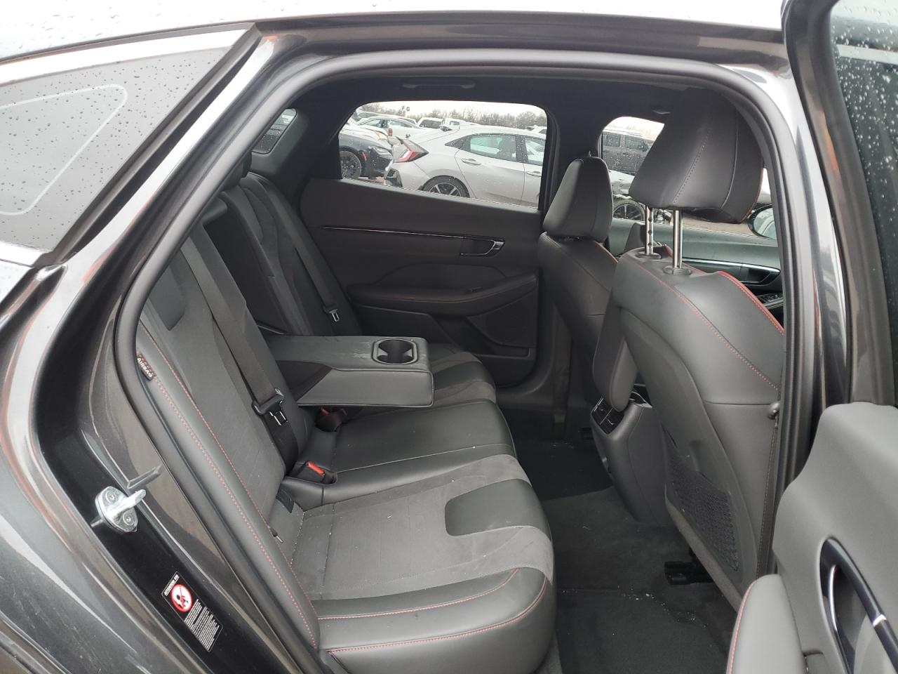 2022 Hyundai Sonata - Image 11