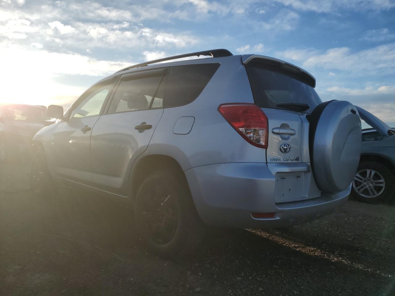 2007 Toyota RAV 4 - Image 2