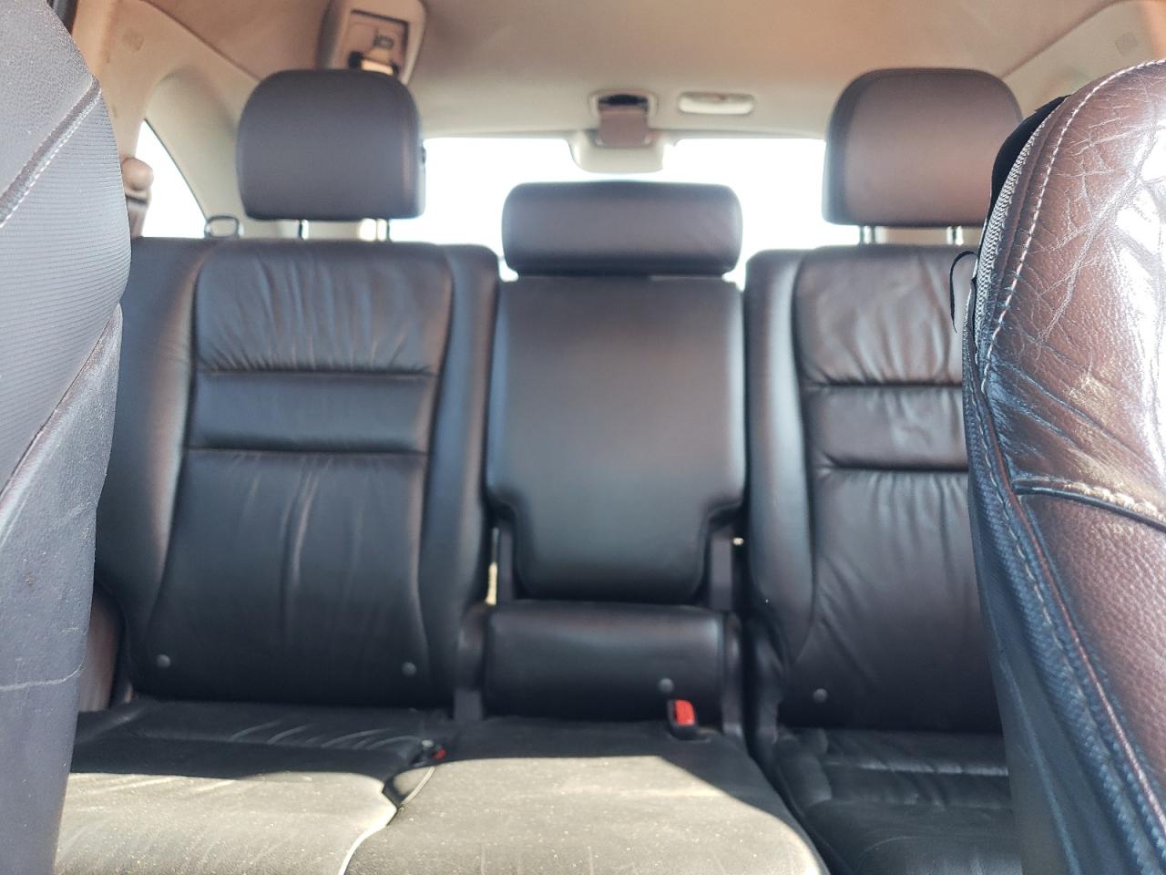 2010 Honda CR-V - Image 10