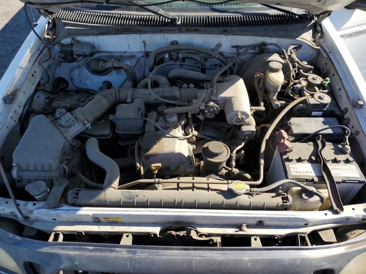 2001 Toyota Tacoma - Image 11