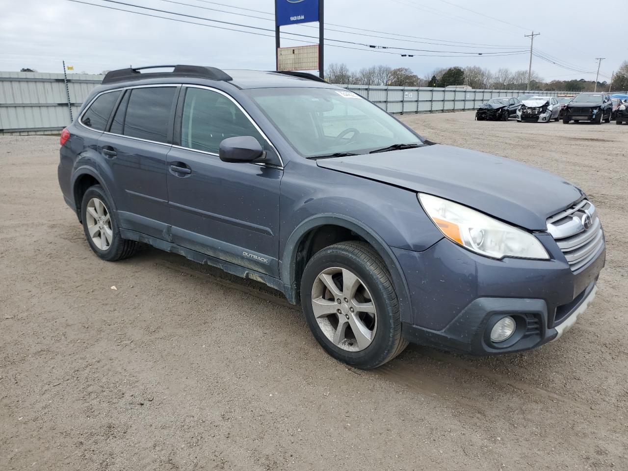 2014 Subaru Outback - Image 4