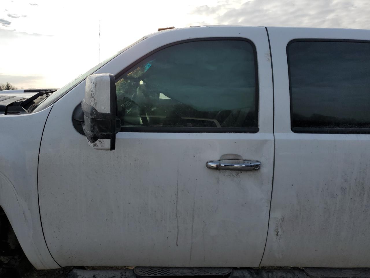 2011 Chevrolet Silverado - Image 7