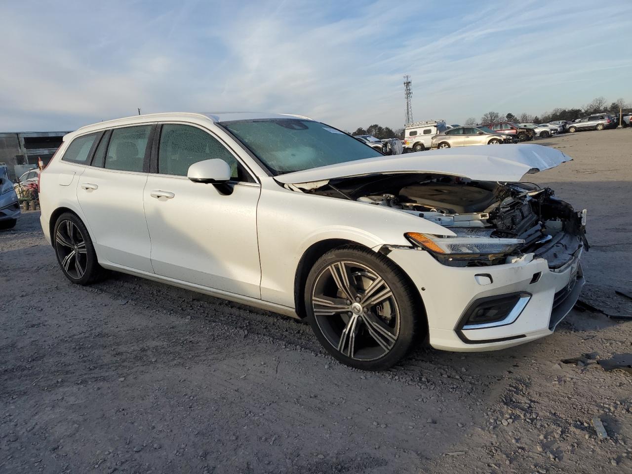 2020 Volvo V60 - Image 4