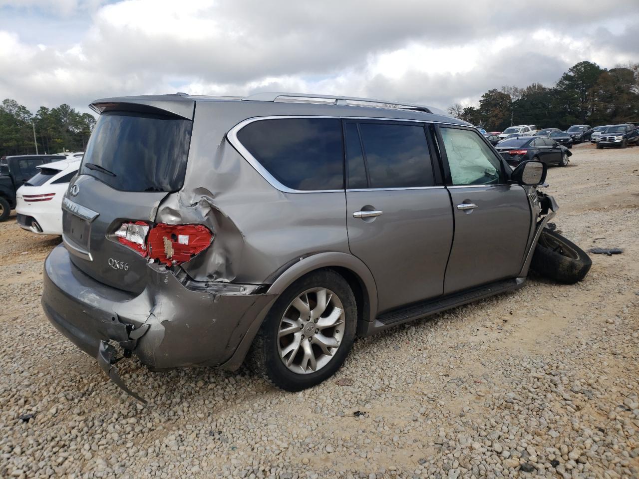 2011 Infiniti QX56 - Image 3